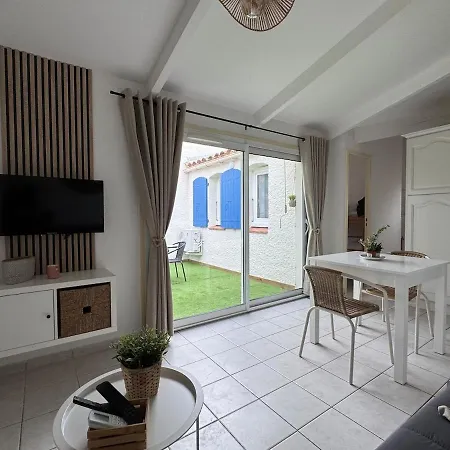 Cap D Les Captivantes L Ecrin De La Pinede Dom wakacyjny