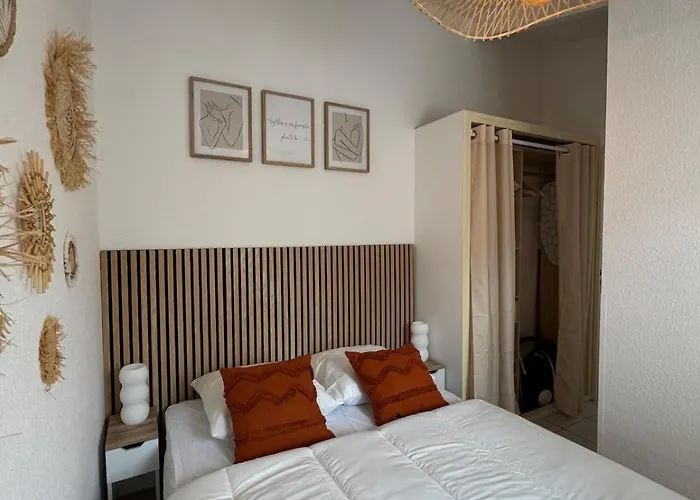 Holiday home Cap D Les Captivantes L Ecrin De La Pinede *