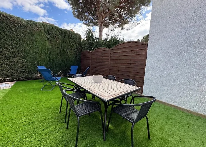 Holiday home Cap D Les Captivantes L Ecrin De La Pinede Agde