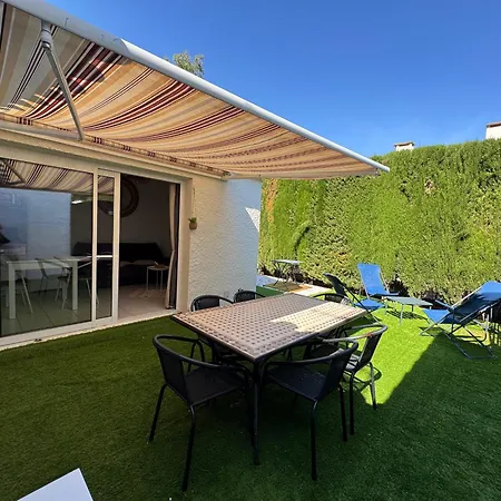 Cap D Les Captivantes L Ecrin De La Pinede בית נופש *