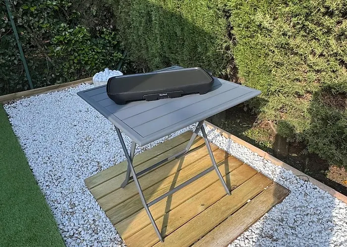 Cap D Les Captivantes L Ecrin De La Pinede בית נופש אגדה